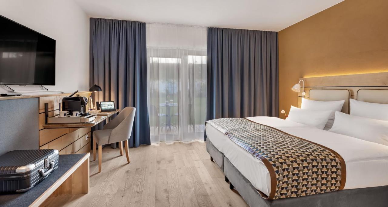 Walhalla Hotel Regensburg Hoeferer 4 Sterne Superior Тегернхайм Экстерьер фото